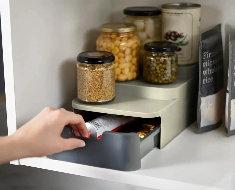 ORGANIZADOR ESCALONADO COMPACTO PARA COCINA CON DISEÑO EFICIENTE - 3