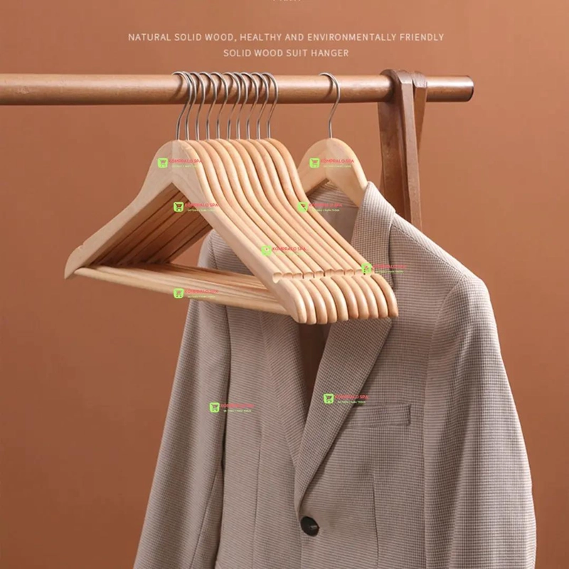 SET DE 24 COLGADORES DE MADERA PARA CAMISAS Y PANTALONES DE 43 CM - 3