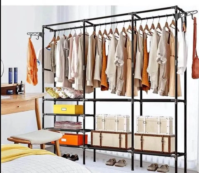 COLGADOR ORGANIZADOR DE ROPA CON ESTRUCTURA DE 3 NIVELES PARA EXHIBICION - 4