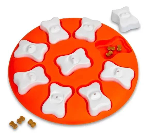 BANDEJA INTERACTIVA PARA PERROS CON COMPARTIMENTOS DE PLASTICO - 2