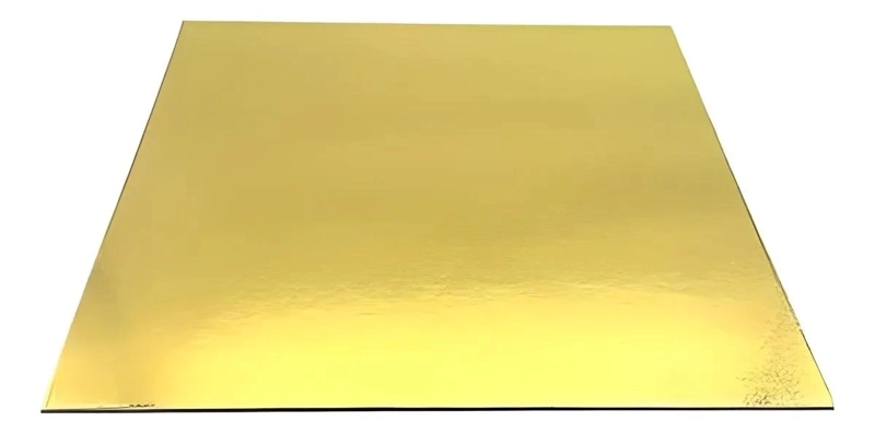 PACK DE 12 BANDEJAS CUADRADAS DORADAS PARA TORTAS DE 35 CM - 1