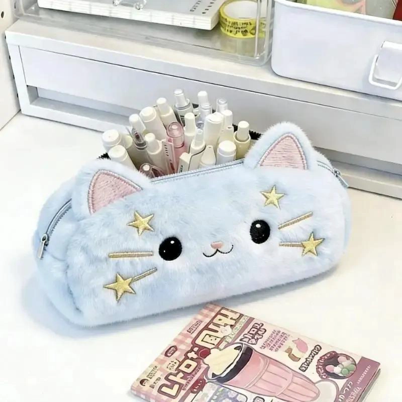 ESTUCHE COSMETIQUERO DE PELUCHE AZUL CON DISEÑO DE GATITO KAWAII - 1