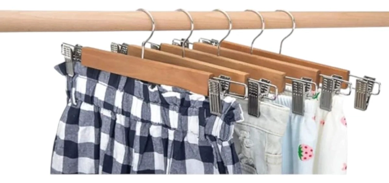 SET DE 10 COLGADORES DE MADERA CON PINZAS DE 23 CM PARA ROPA - 2