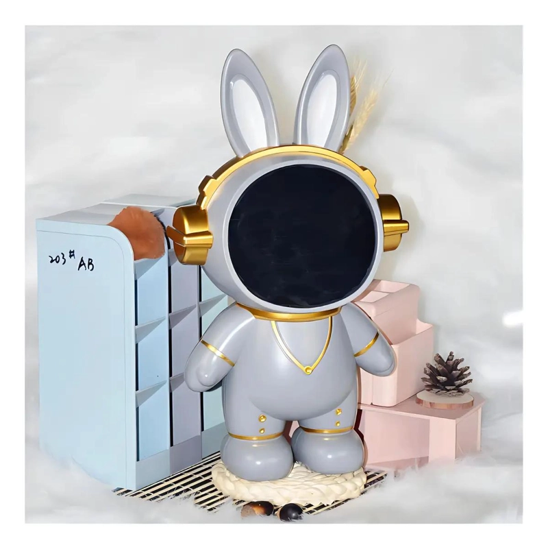 ALCANCIA CON DISEÑO DE ASTRONAUTA CONEJO EN COLOR GRIS PARA AHORRO - 2