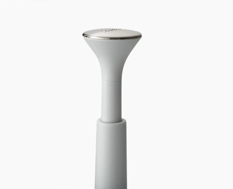 PORTA ROLLOS DE COCINA CON BASE ANTIDESLIZANTE Y DISPENSADOR FACIL - 3