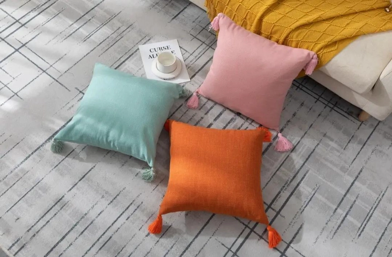 PACK DE 2 FUNDAS DE COJIN DE LINO CON POMPONES 45X45 CM COLORES VARIADOS - 5