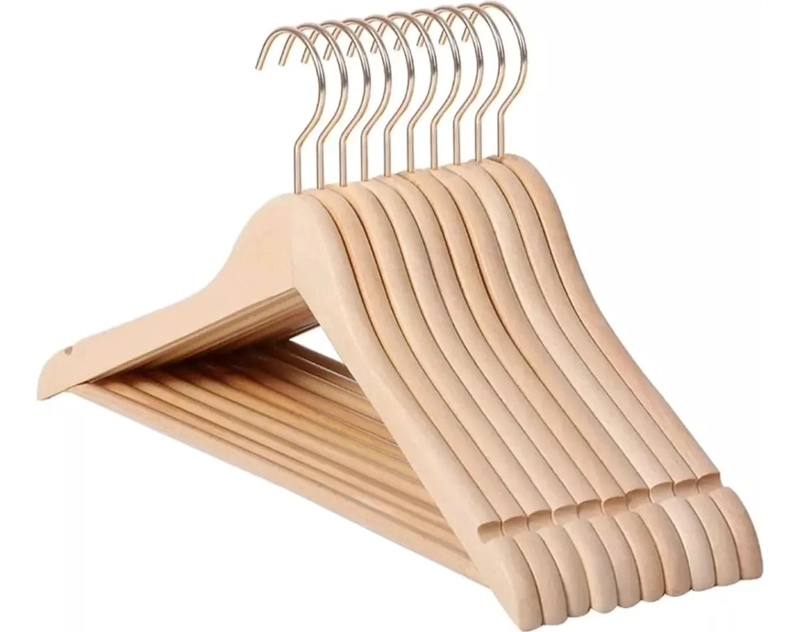 SET DE 50 COLGADORES DE ROPA DE MADERA CON DISEÑO ANTIDESLIZANTE - 1