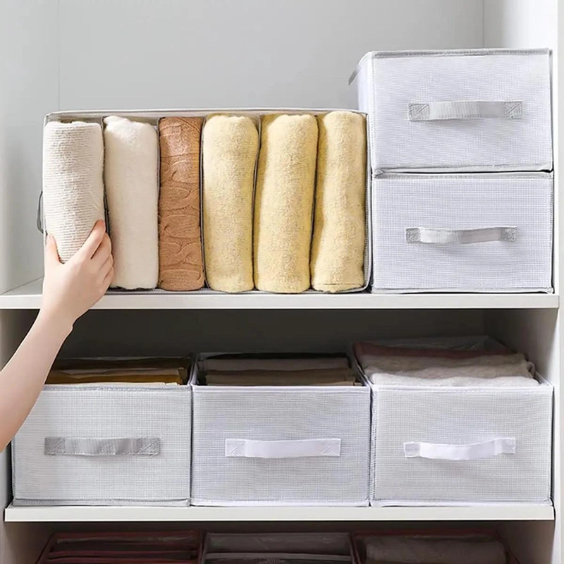 ORGANIZADOR PARA ROPA DE ARMARIO CON CAPACIDAD PARA JEANS EN COLOR GRIS - 2