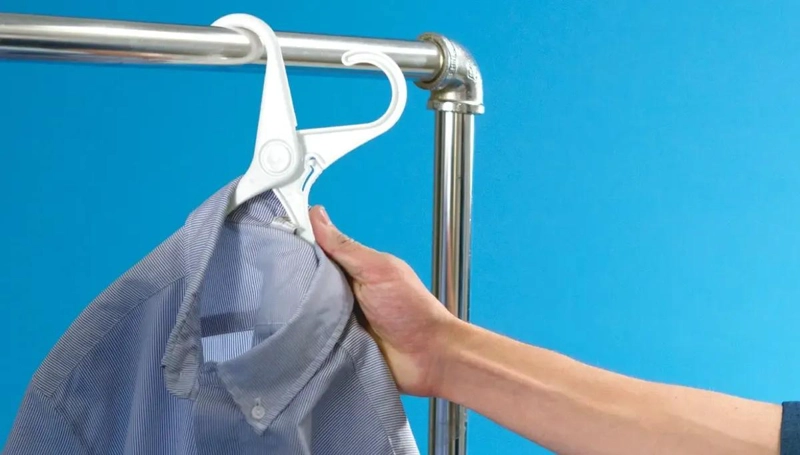 COLGADOR PLEGABLE PARA ROPA CON DISEÑO COMPACTO Y FUNCIONAL - 2