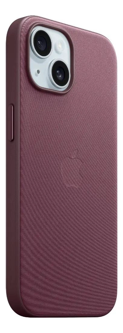 FUNDA TRENZADA FINA PARA IPHONE 15 COLOR ROJO MORA COMPATIBLE CON MAGSAFE - 1