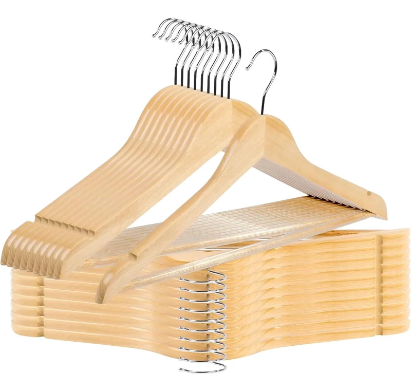 SET DE 20 COLGADORES DE MADERA ANTIDESLIZANTES PARA ROPA - 1