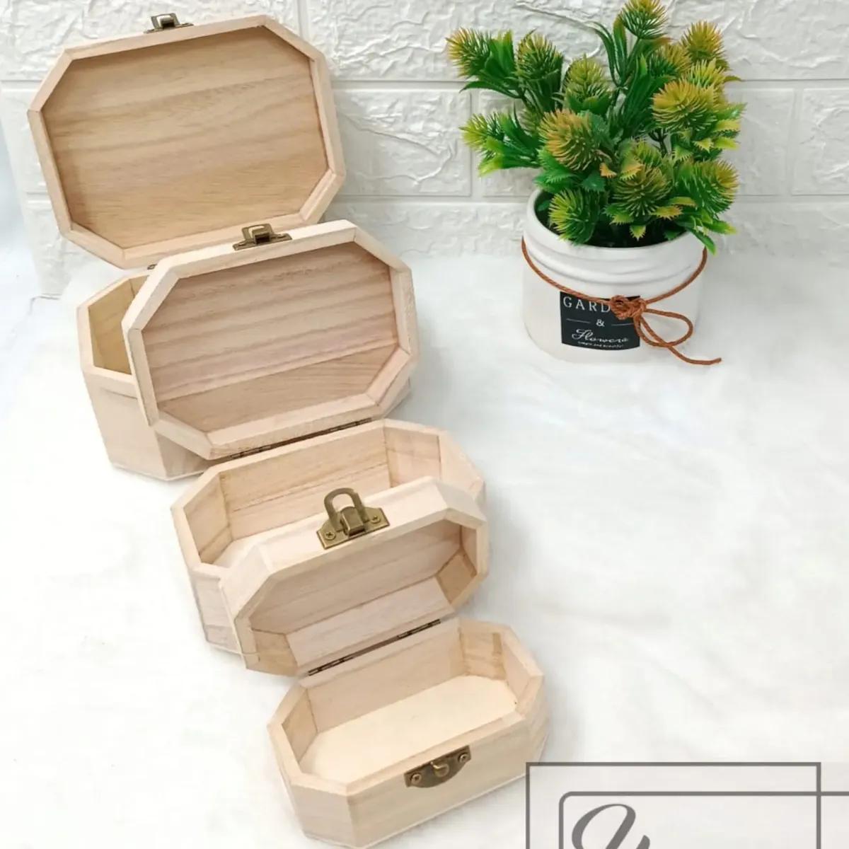 ORGANIZADOR DE MADERA CON DISEÑO TIPO BAUL PARA ALMACENAMIENTO - 3