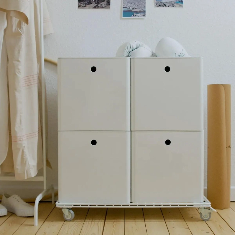 CAJA ORGANIZADORA APILABLE CON TAPA BLANCA DE 32X32X32 CM - 4