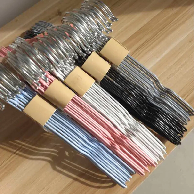 SET DE 30 GANCHOS ANTIDESLIZANTES PARA COLGAR ROPA - 3