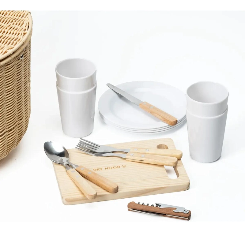 SET DE PICNIC PARA 4 PERSONAS CON CANASTO Y ACCESORIOS COMPLETOS - 4