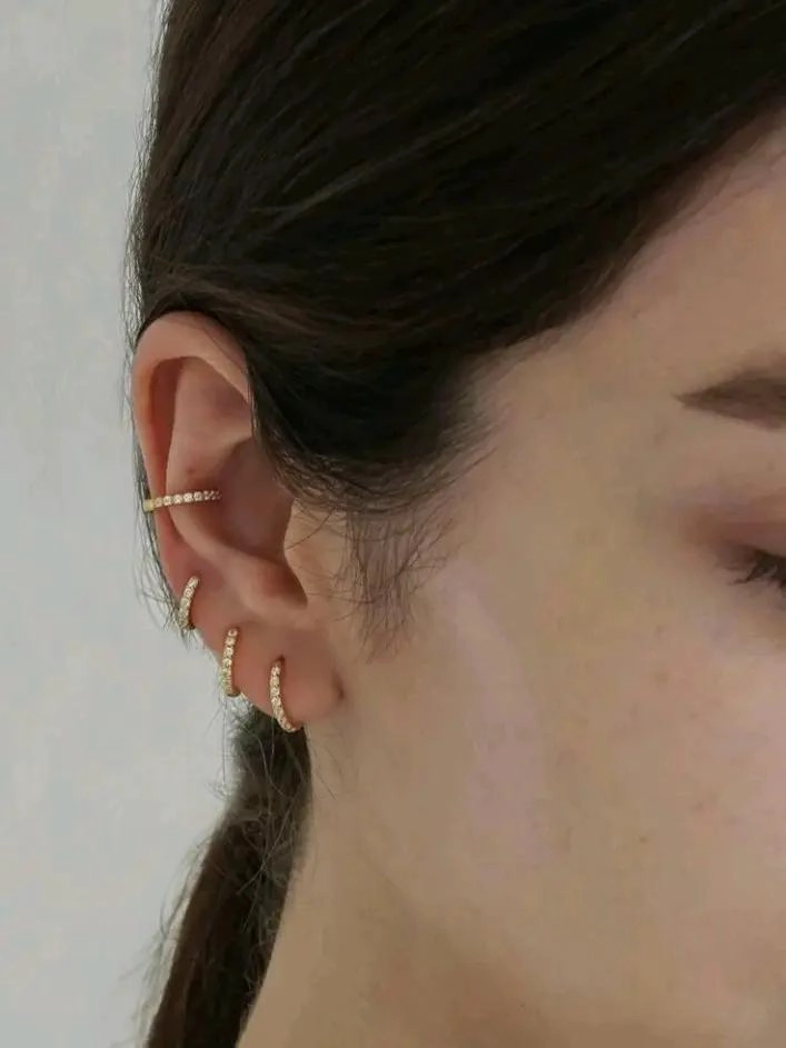 SET DE 5 PARES DE AROS ARGOLLAS CON CIRCONITAS Y BAÑO DE ORO 18K - 3