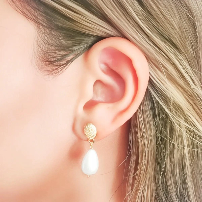 AROS CON DISEÑO DE GOTA Y TOPE OVAL ENCHAPADOS EN ORO 18K - 4