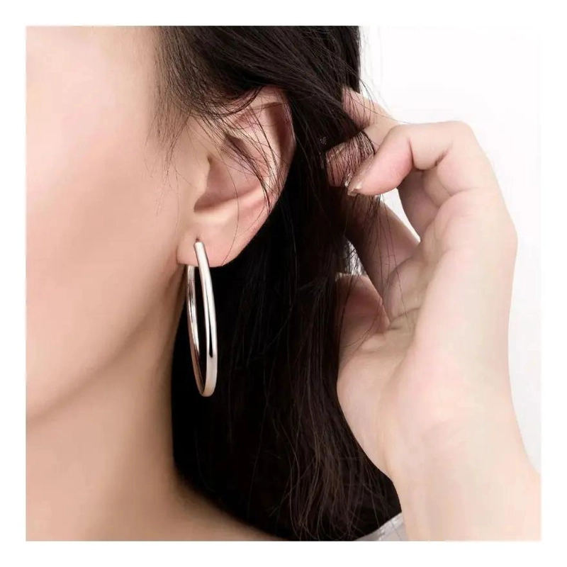 AROS DE PLATA CON DISEÑO DE ARGOLLA Y BORDE OVALADO DE 60 MM - 5