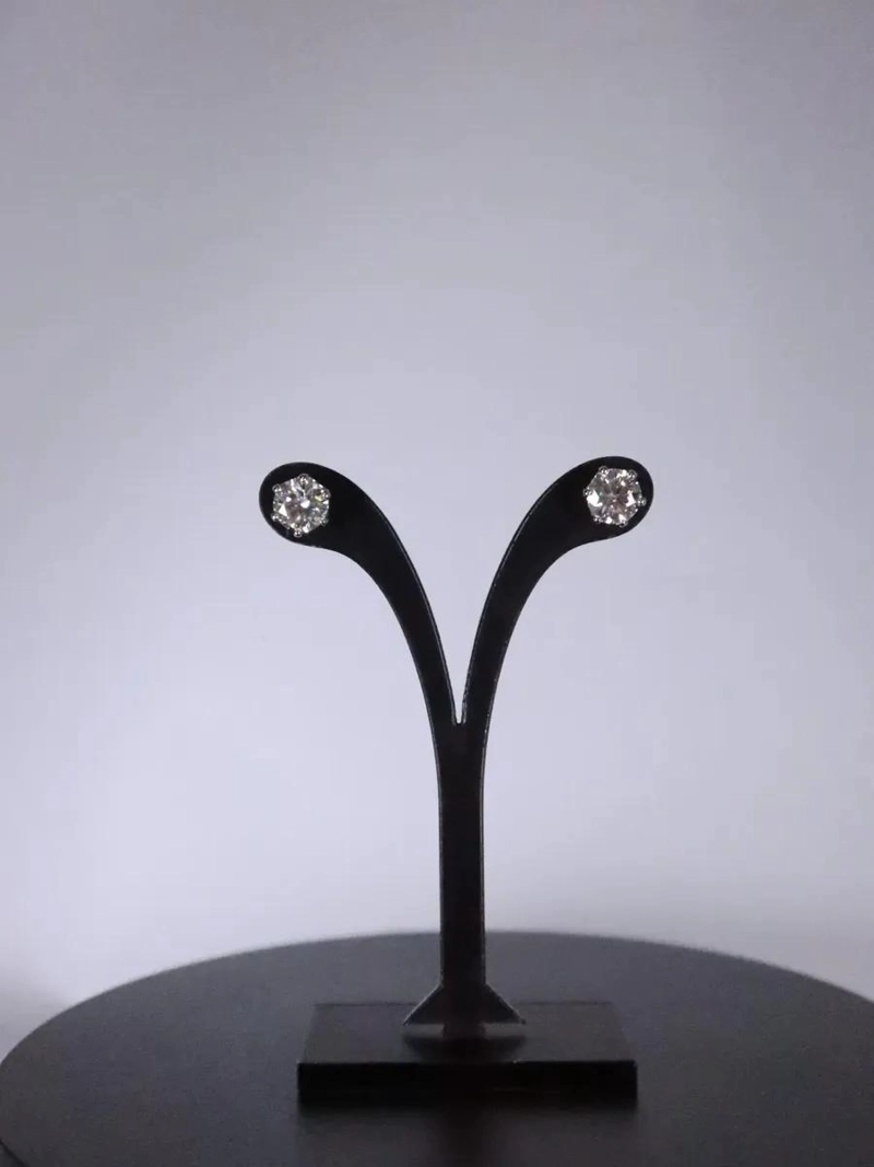 AROS DE PLATA 925 CON DIAMANTE MOISSANITA 2CT PUNTO DE LUZ ELEGANTES - 4