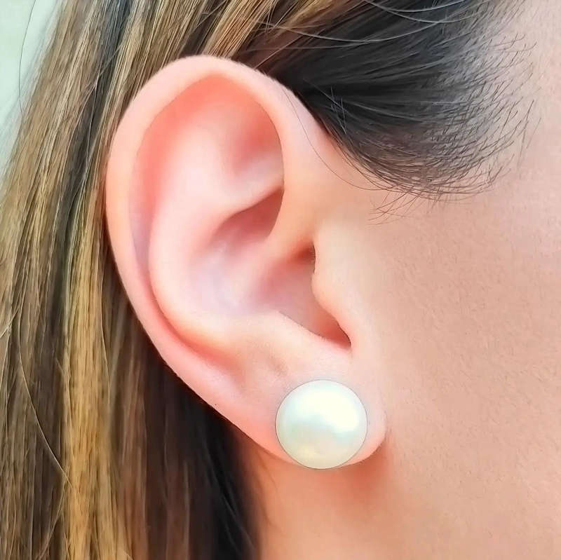 AROS ELEGANTES CON PERLA NATURAL DE RIO COLOR BLANCO - 2