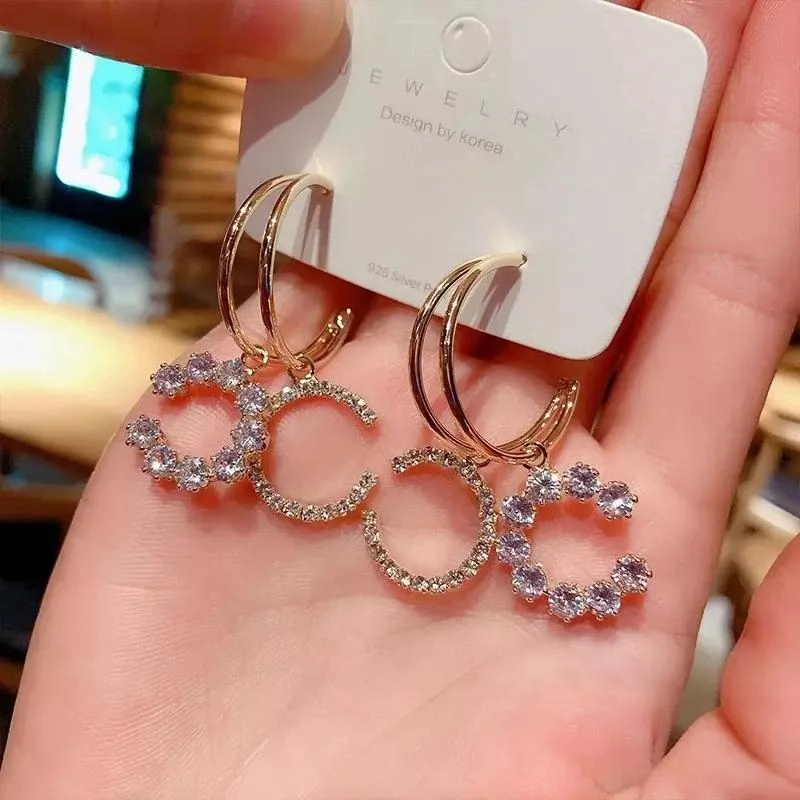 AROS ELEGANTES CON DISEÑO BRILLANTE Y ACABADO ROSADO - 3