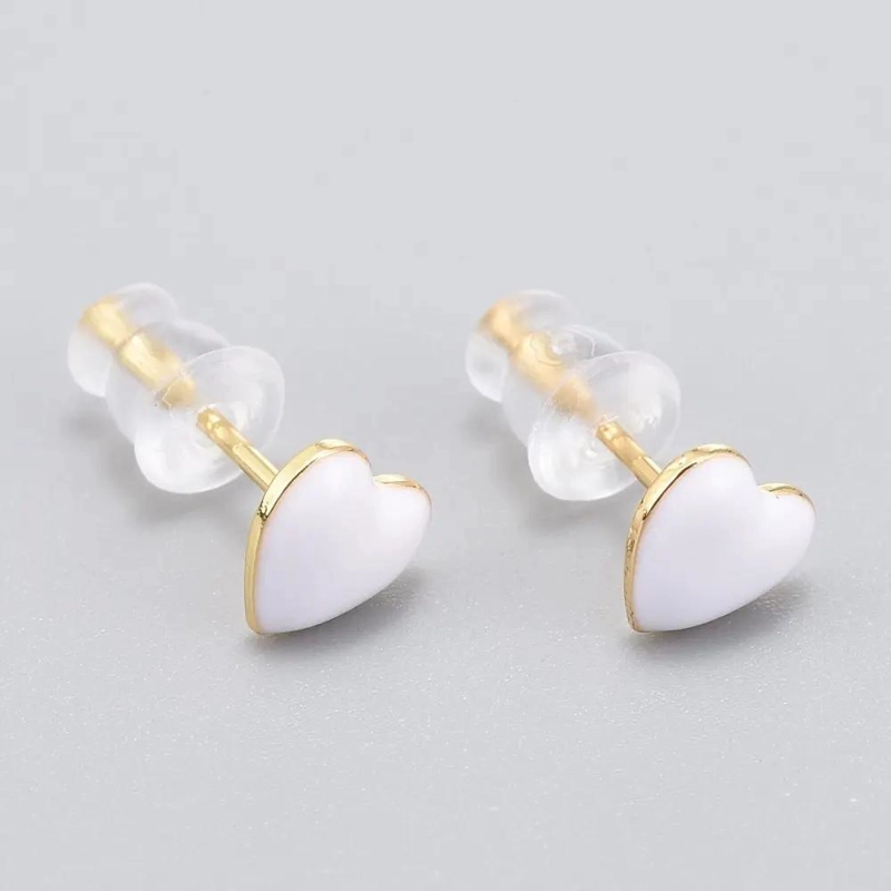 AROS DELICADOS CON DISEÑO DE CORAZON EN BAÑO DE ORO PARA DAMAS - 1