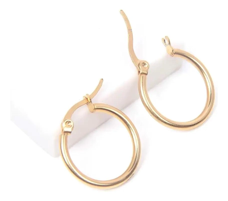 PENDIENTES ARGOLLA CLIP BAÑADOS EN ORO 18KT DE DISEÑO FINO - 5