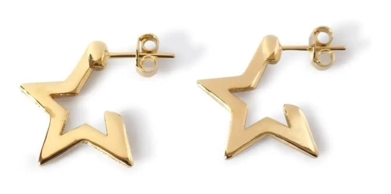 AROS CON DISEÑO DE ESTRELLA DE CUATRO PUNTAS ENCHAPADOS EN ORO 18K - 1