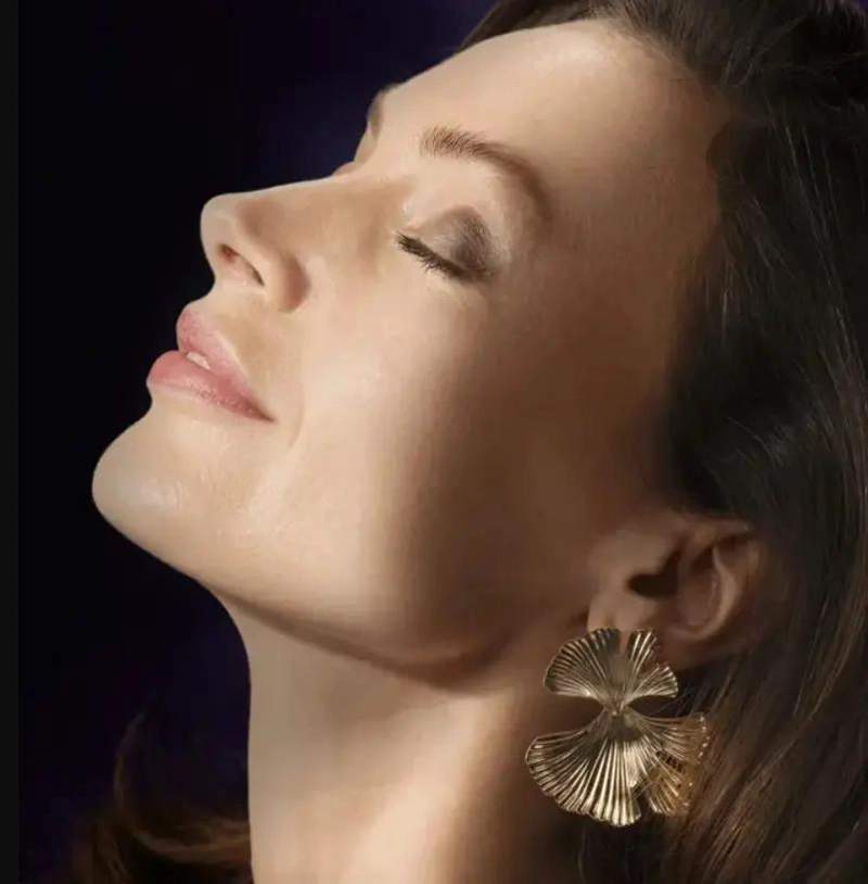 AROS ELEGANTES CON DISEÑO DE TERCIOPELO Y ACABADO BRILLANTE - 3