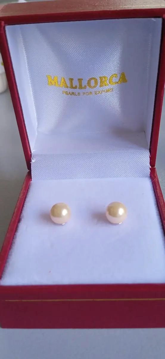 AROS DE PERLAS NATURALES DE MALLORCA EN PLATA 6MM CON DISEÑO ELEGANTE - 4