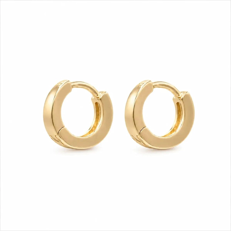 ARGOLLAS HUGGIE DORADAS GRUESAS CON ENCHAPE DE ORO 18K HIPOALERGE NICAS - 1