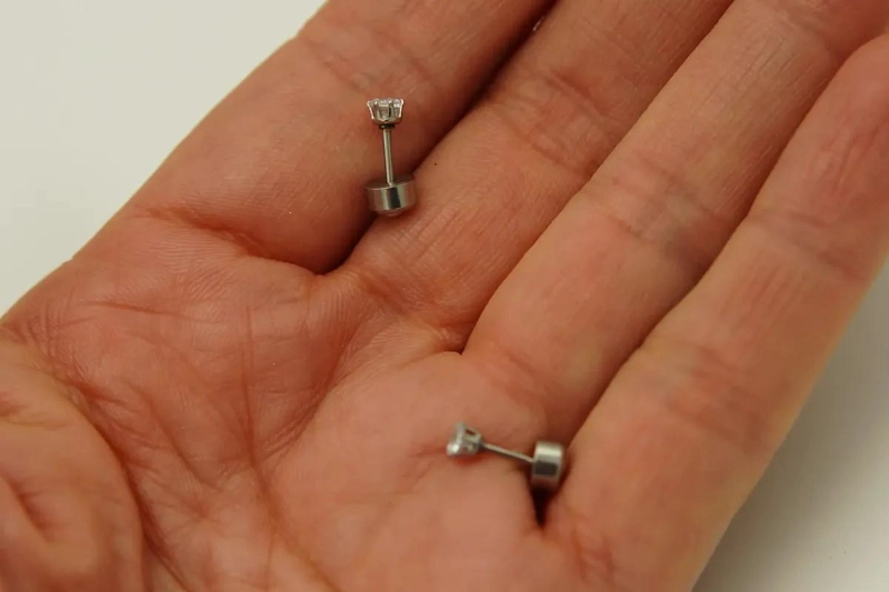 AROS ABRIDORES CON PIEDRA DE ZIRCONIA DE 3MM EN ACERO PLATEADO - 4