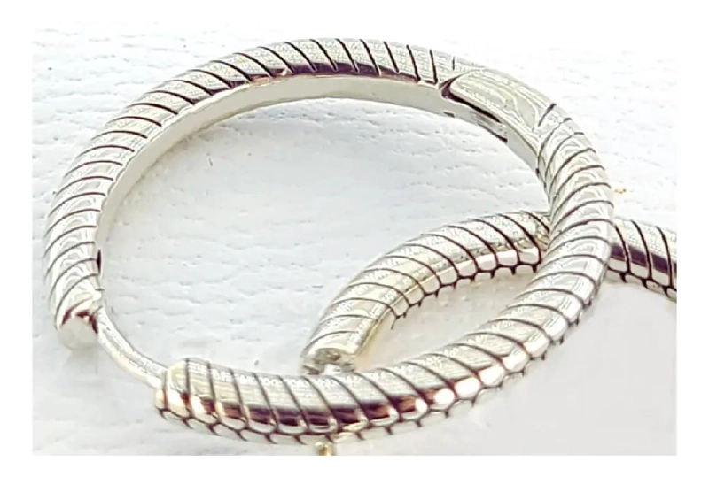 AROS DE PLATA 925 CON DISEÑO DE ARGOLLA TRENZADA DE 24 MM - 2
