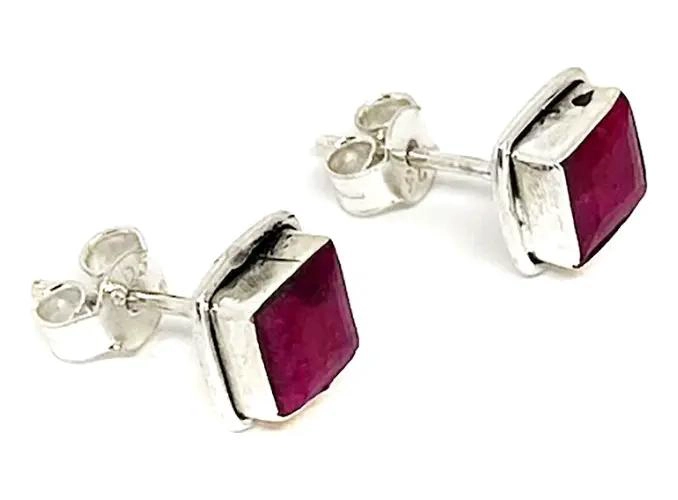 AROS BOTON CUADRADO CON PIEDRA RUBI EN PLATA FINA 925 - 2