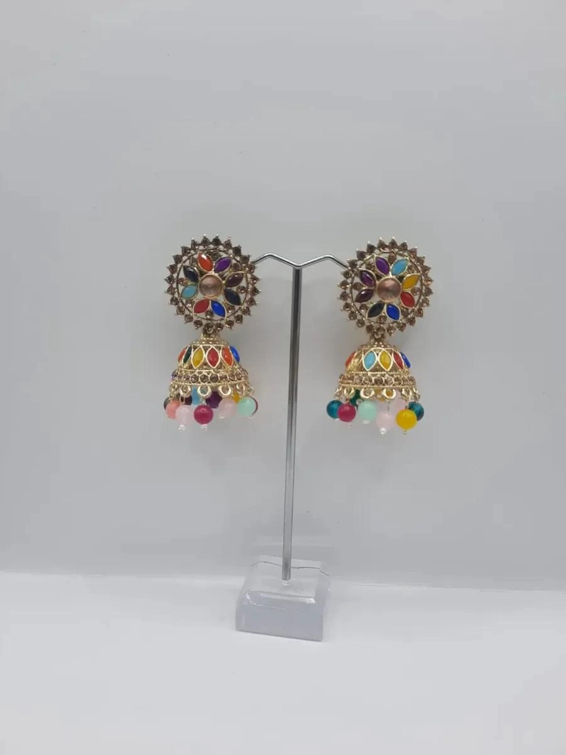 AROS TRADICIONALES CON DISEÑO HINDU ELEGANTE Y DETALLADO - 2