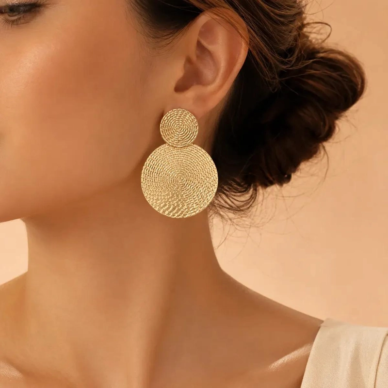 ARETES REDONDOS ESTILO BOHO EN TONO DORADO PARA MUJER - 4