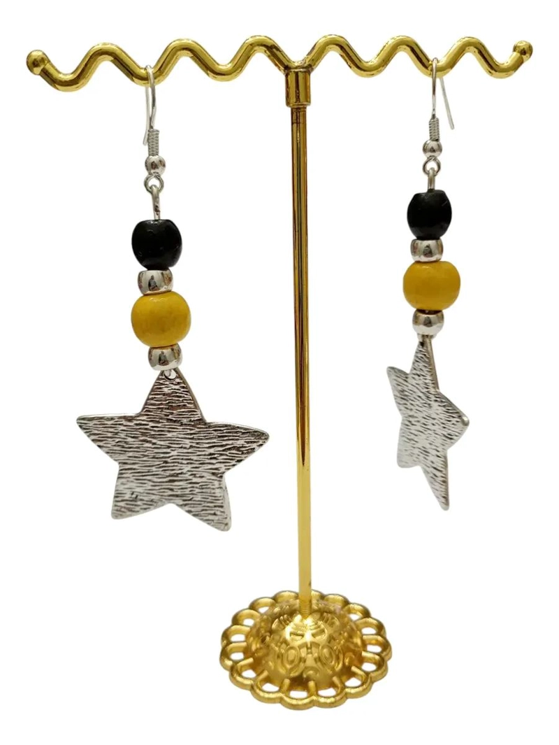 AROS DECORATIVOS CON DISEÑO DE ESTRELLAS Y HOJA CON CUENTAS DE MADERA HIPOALERGE - 2