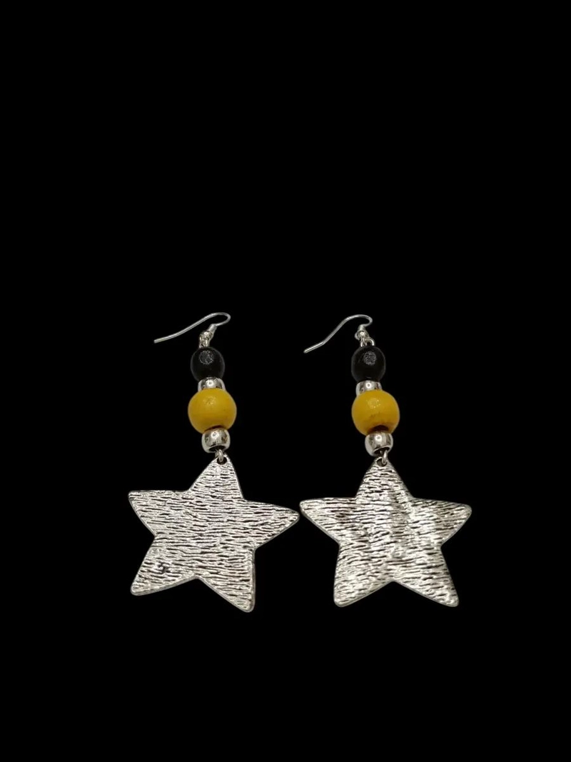 AROS DECORATIVOS CON DISEÑO DE ESTRELLAS Y HOJA CON CUENTAS DE MADERA HIPOALERGE - 4