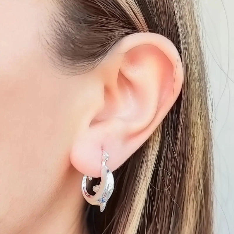 AROS ARGOLLA CON DISEÑO DE DELFIN EN PLATA FINA 925 - 2