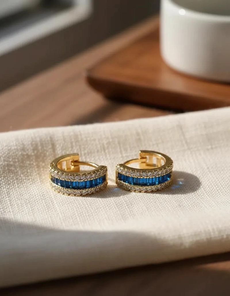 PENDIENTES DE ARO PEQUEÑO CON CIRCONITAS AZULES PARA MUJER - 2