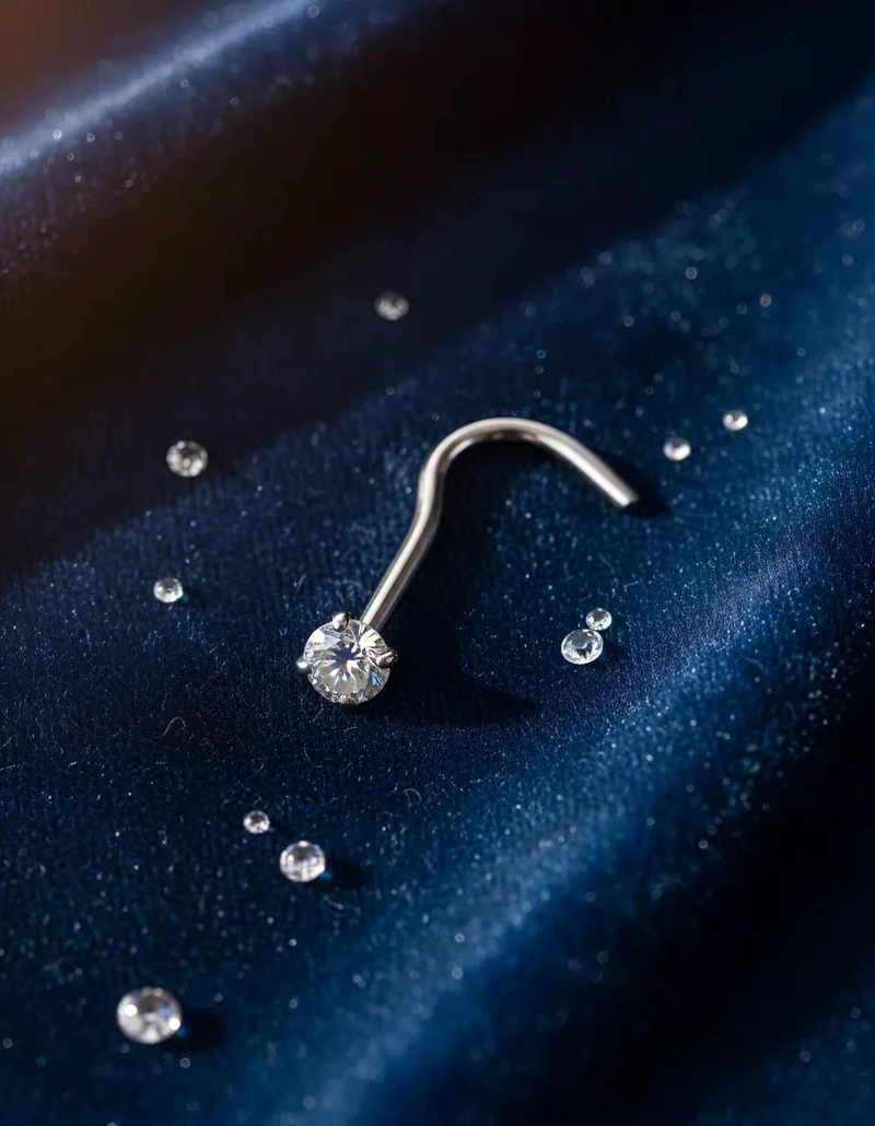 PIERCING PARA NARIZ DE TITANIO ASTM F136 DE ALTA CALIDAD - 2