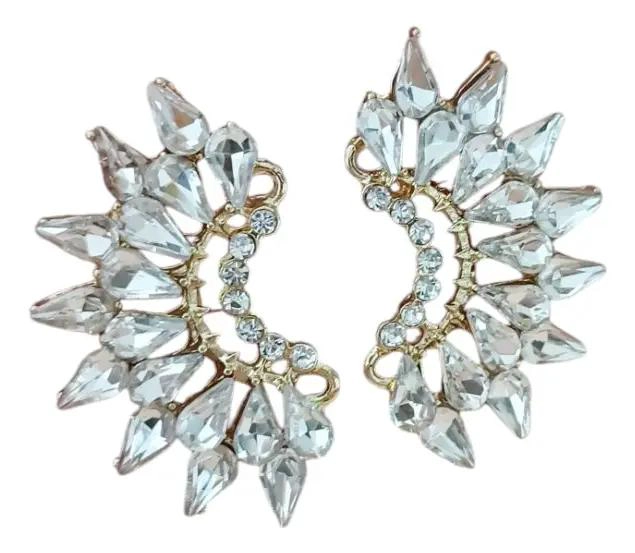 AROS ELEGANTES CON DISEÑO DE MEDIA FLOR PARA OCASIONES ESPECIALES - 1