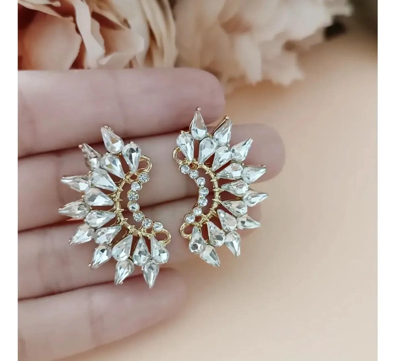 AROS ELEGANTES CON DISEÑO DE MEDIA FLOR PARA OCASIONES ESPECIALES - 2