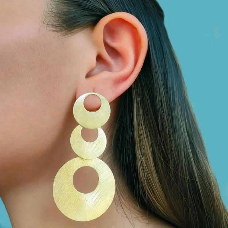 AROS DE CIRCULOS ENCHAPADOS EN ORO DE 18 QUILATES PARA MUJER - 2