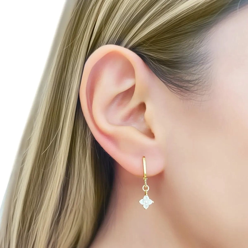 AROS ARGOLLA CON TRE BOL Y CIRCON BLANCO ENCHAPADO EN ORO 18K - 3