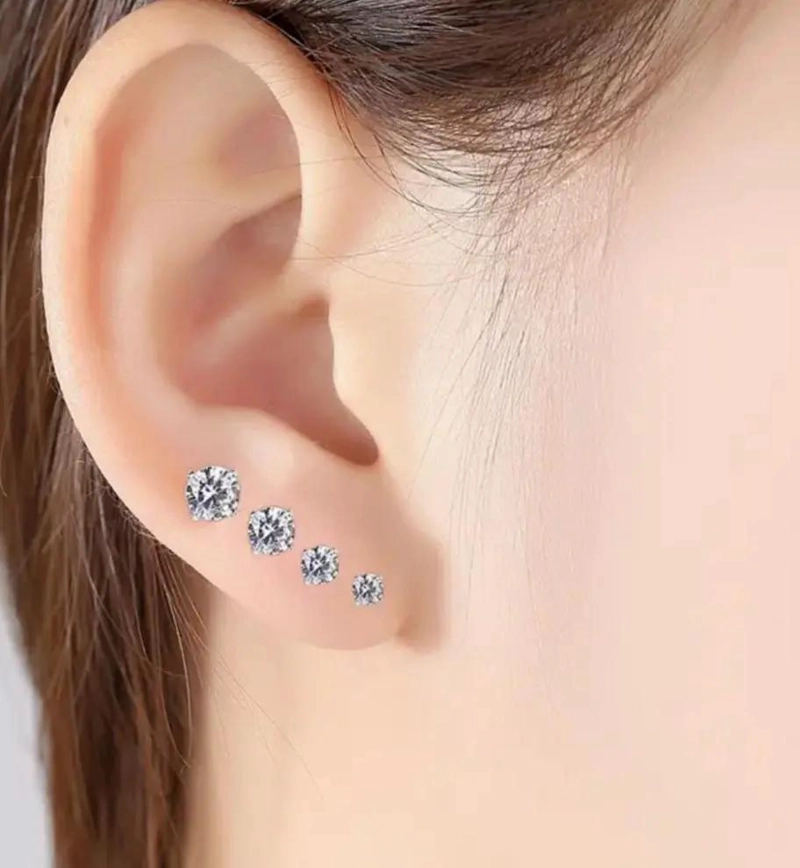 AROS DE ACERO QUIRURGICO CON ZIRCONIA CRISTAL DE 4 MM EN PAR - 4