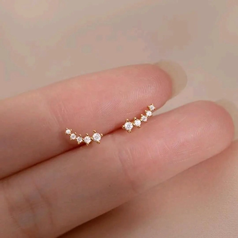 AROS PEQUEÑOS PARA MUJER CON BAÑO DE ORO 18K DISEÑO ELEGANTE Y MODERNO - 3
