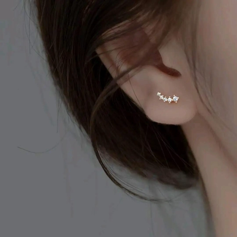 AROS PEQUEÑOS PARA MUJER CON BAÑO DE ORO 18K DISEÑO ELEGANTE Y MODERNO - 5