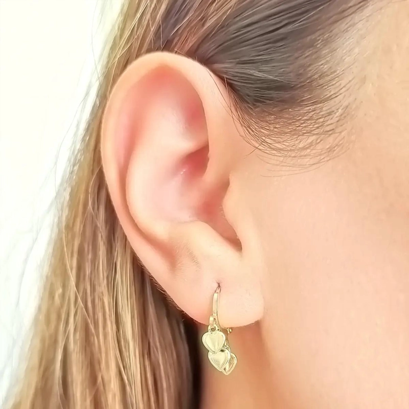 AROS ARGOLLAS CON TRES CORAZONES COLGANTES ENCHAPADOS EN ORO 18K - 2