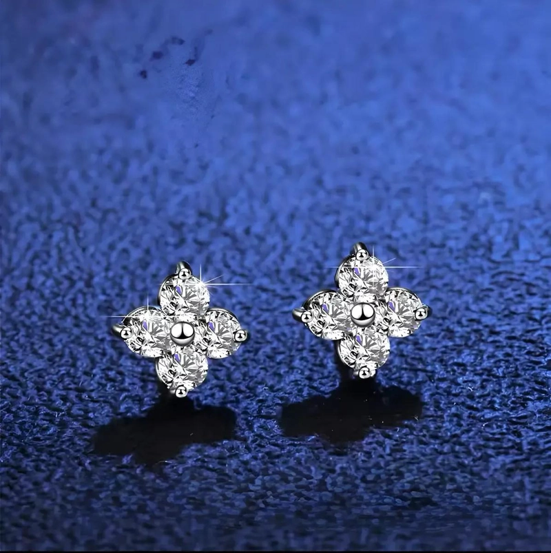 AROS DE PLATA 925 CON MOISSANITAS VVS1 DE 0.4 CT EN DISEÑO FLORAL - 3